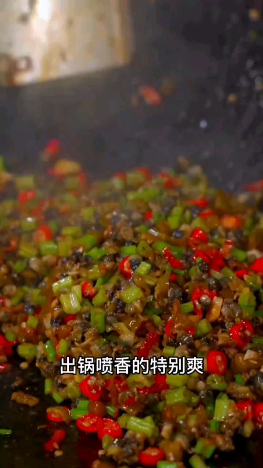 这道酸辣螺丝肉简直太开胃了,也是下酒好菜