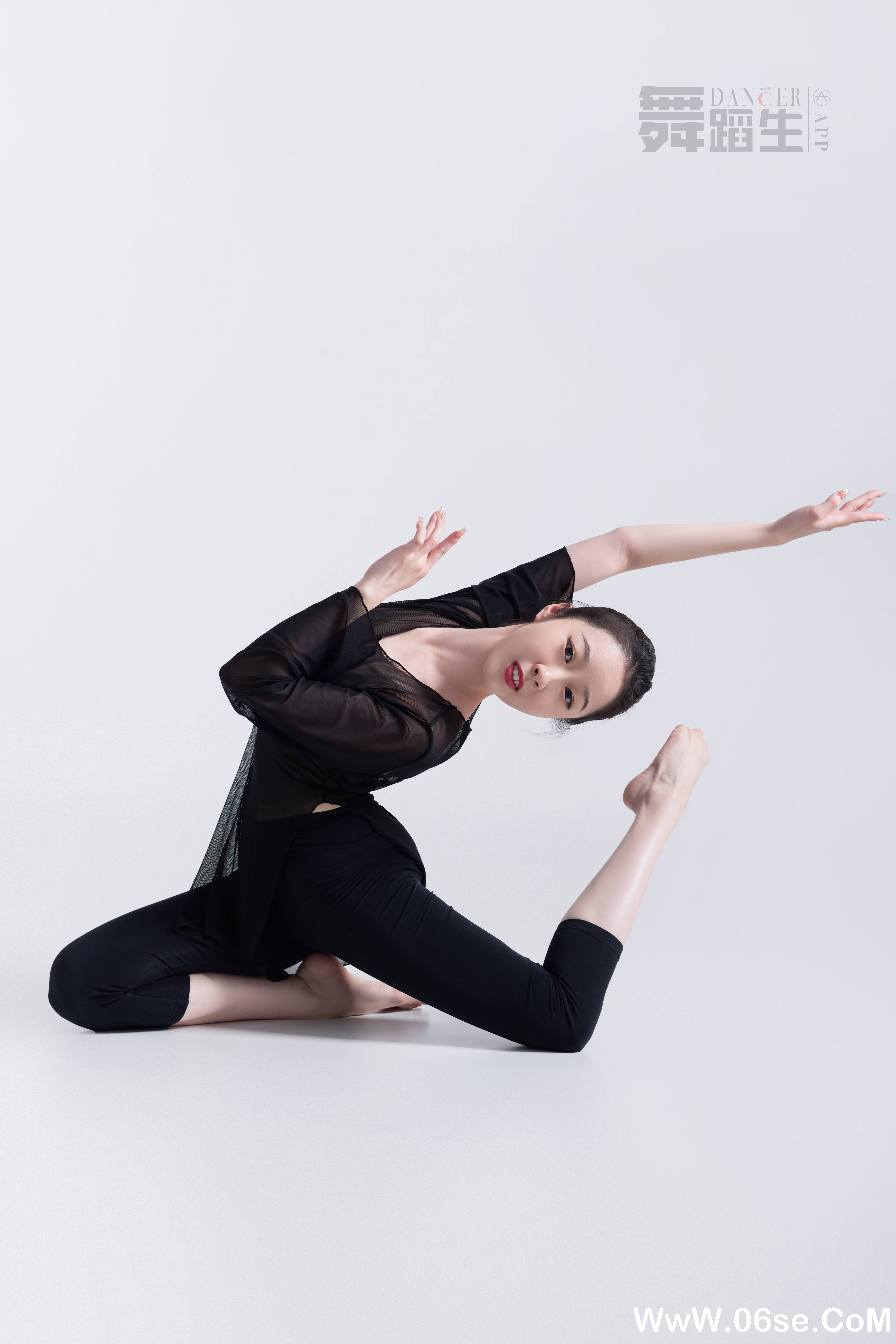 图片[19]-[GALLI嘉丽]舞蹈生日记 087 – 婀娜多姿 景思佳[41P228M]-六色网