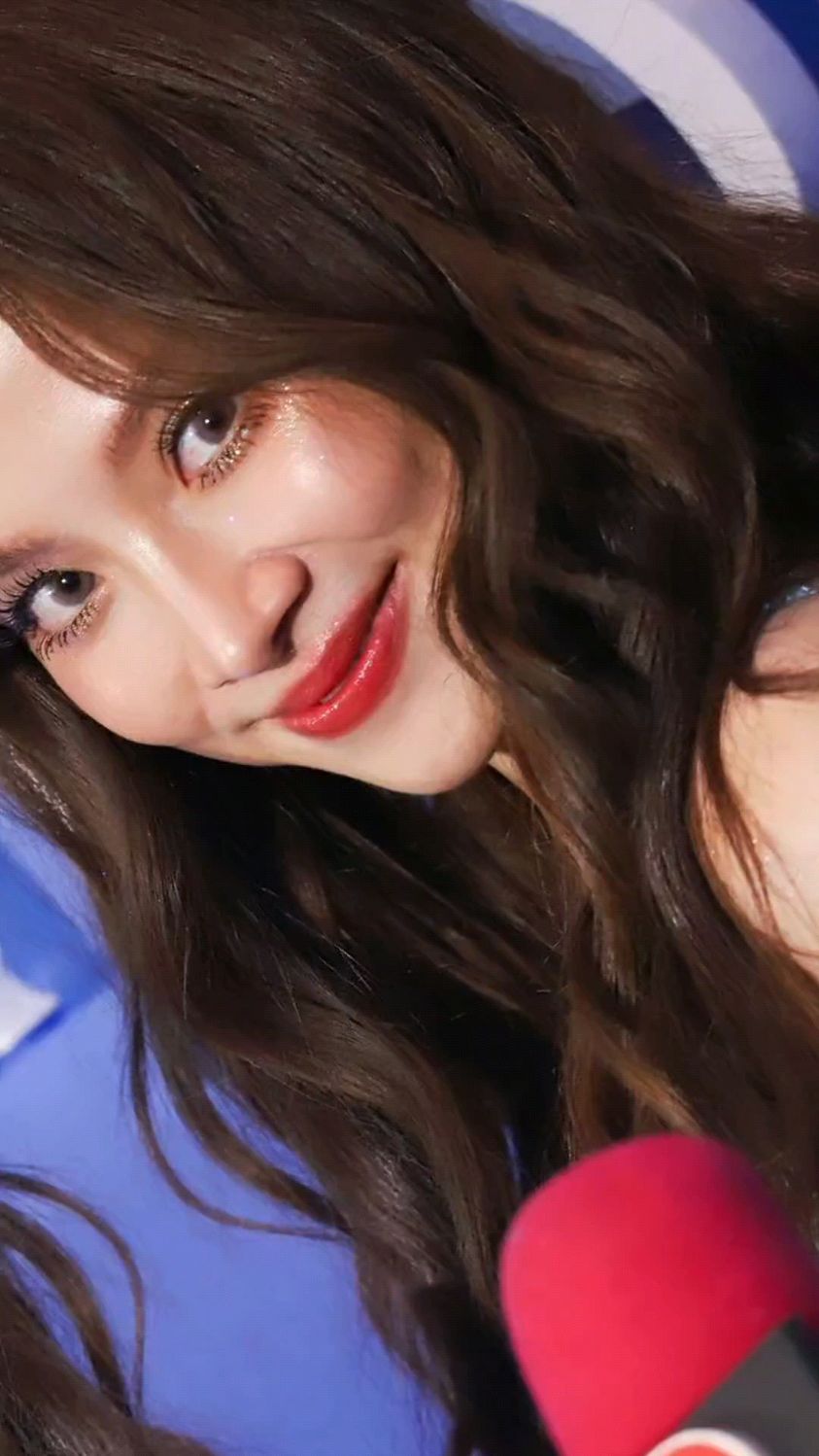 #你正在追的泰国泰剧 电影《小美人鱼》泰国公映特邀Baifern吕爱惠登台助阵