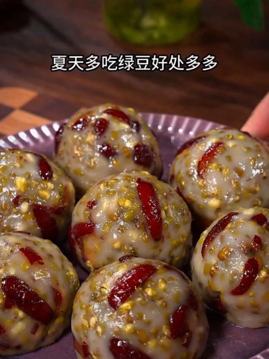 今天分享一个粘豆包的做法