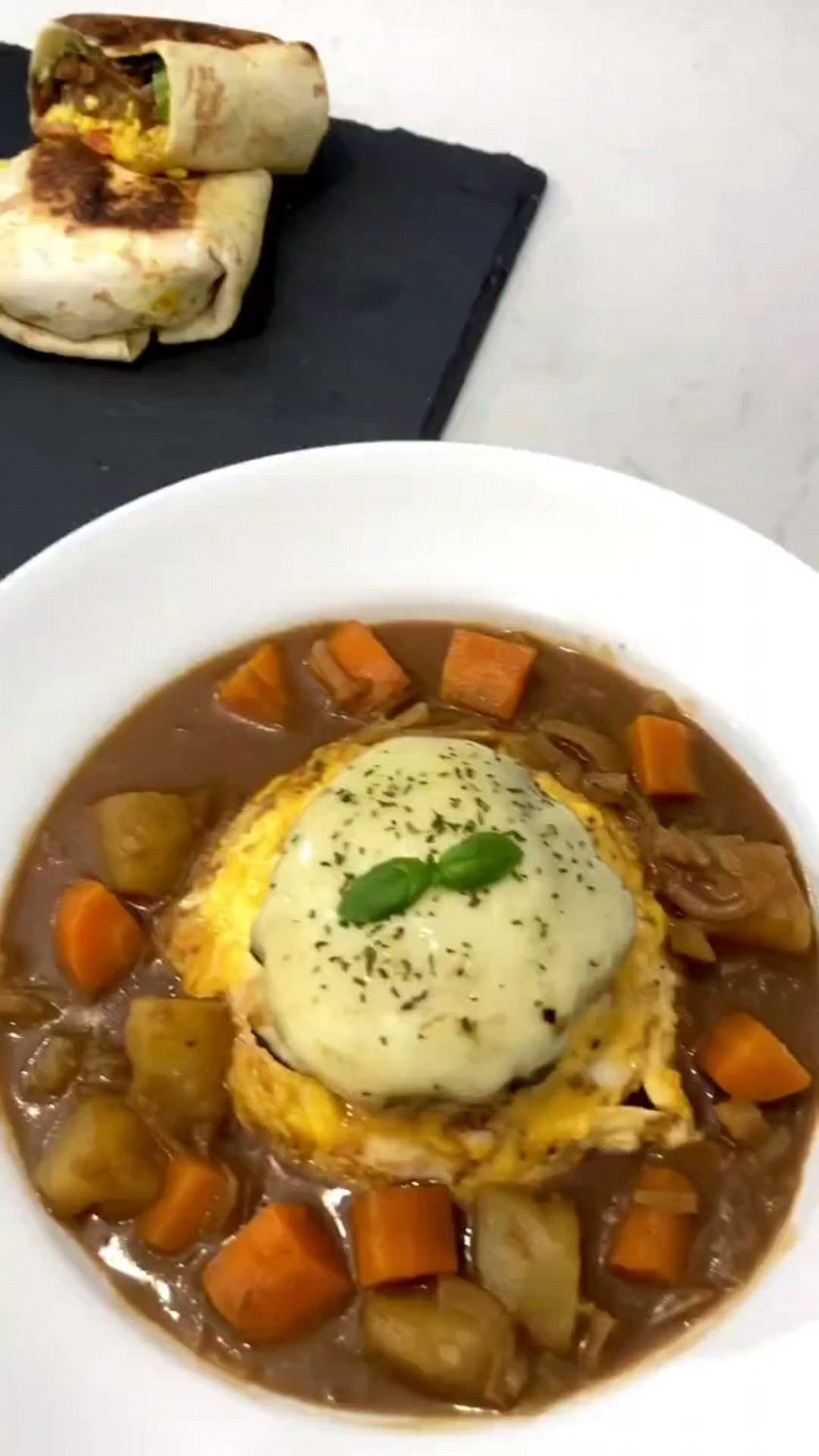 手抓饼咖喱饭这样做