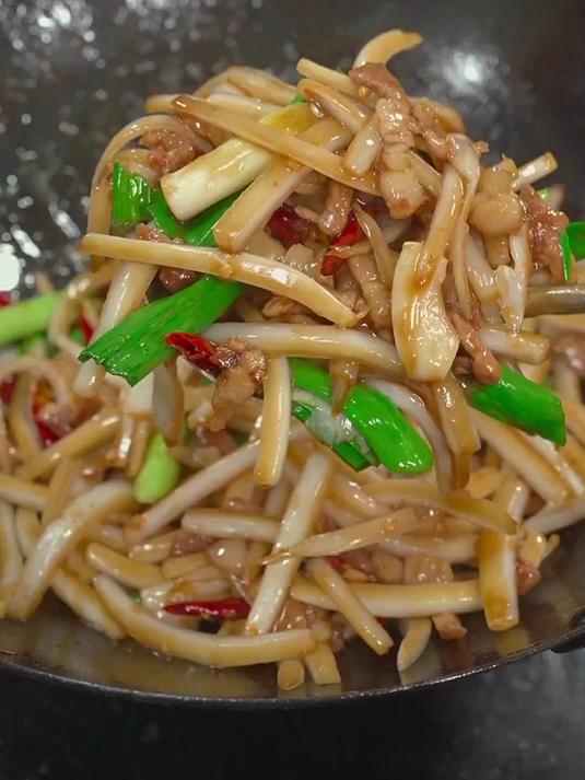 90%的人不知道白菜帮子原来还可以这样吃