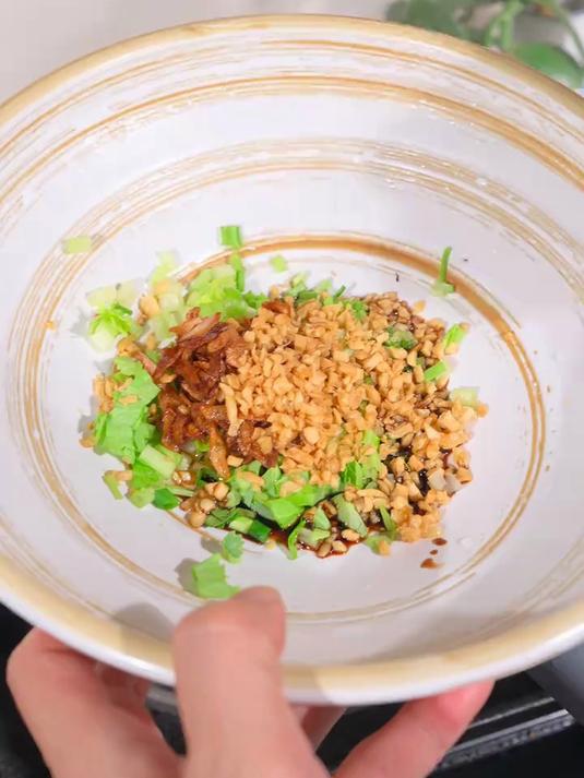 家里有孩子喜欢吃牛肉的可以多做这个新鲜牛肉汤