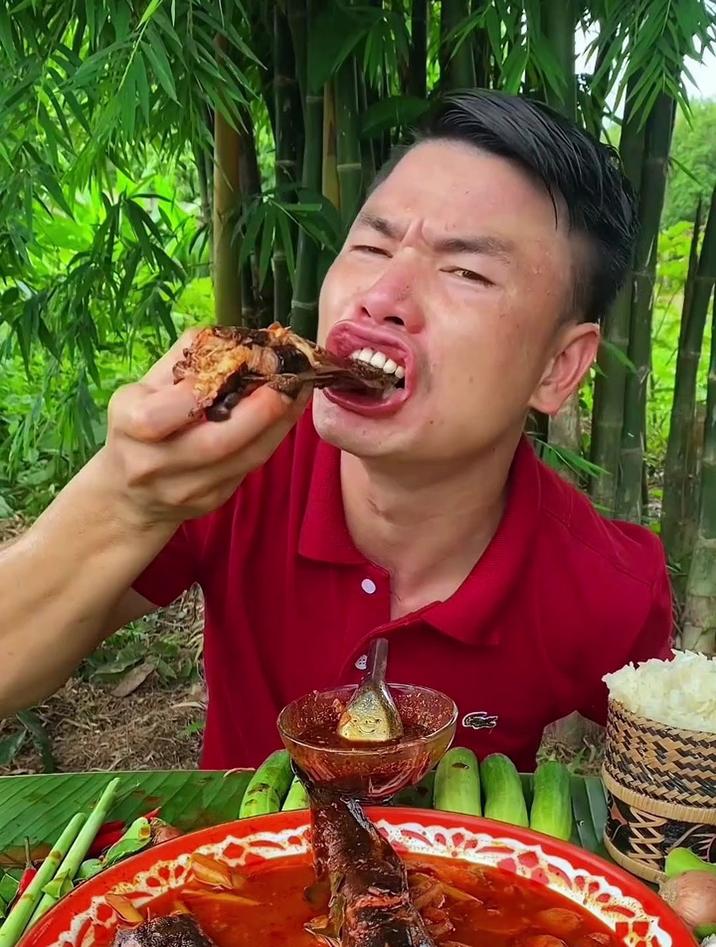 国外都是如何花式吃塘角鱼的,看起来很丝滑很解压啊