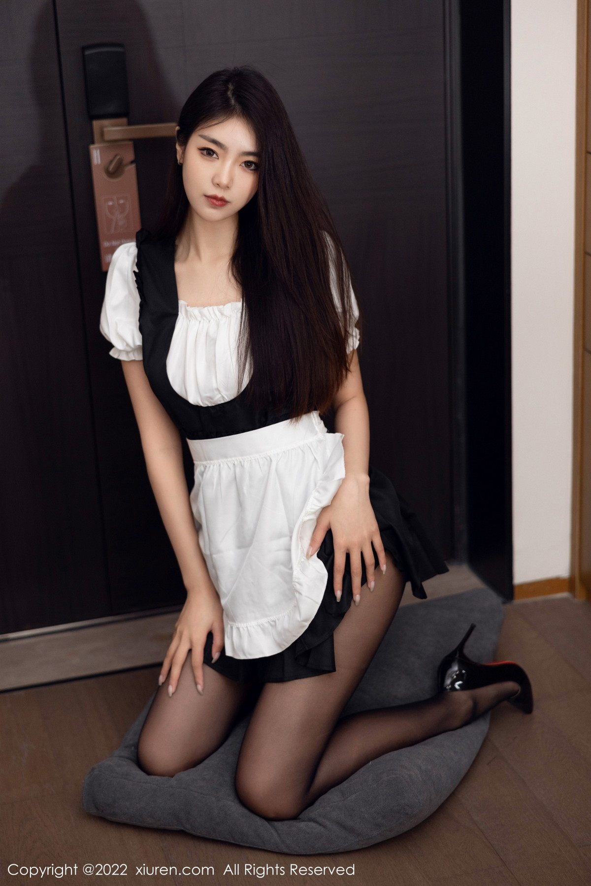 图片[2]-【XiuRen秀人网】2022.10.13 Vol.5706 可樂Vicky【60P】-六色网