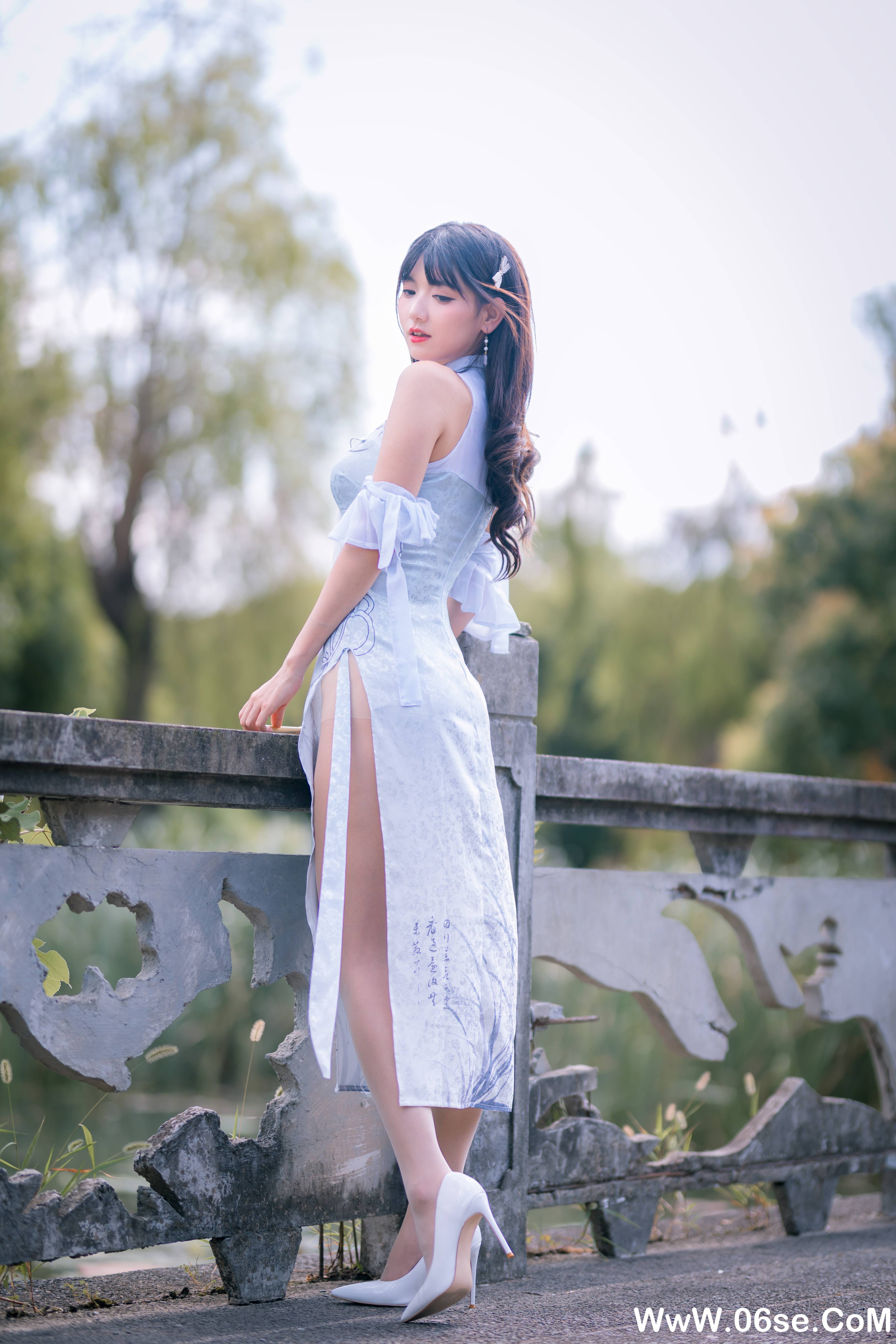 图片[21]-陆卿卿kyokyo NO.009 — 蓝色旗袍 [24P103M]-六色网