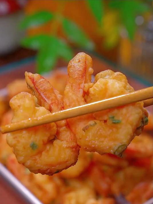 酥脆可口的干炸虾仁