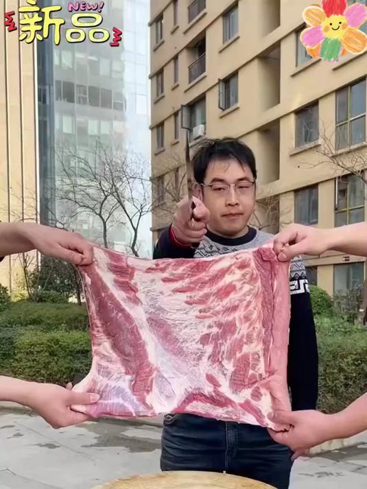 砍菜刀，刀背还能当锤子用！一物多用，厨房里的多面手！