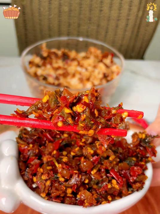 不管是配粥拌面条都好吃尤其是做蛋炒饭真是一绝#老干妈香辣菜