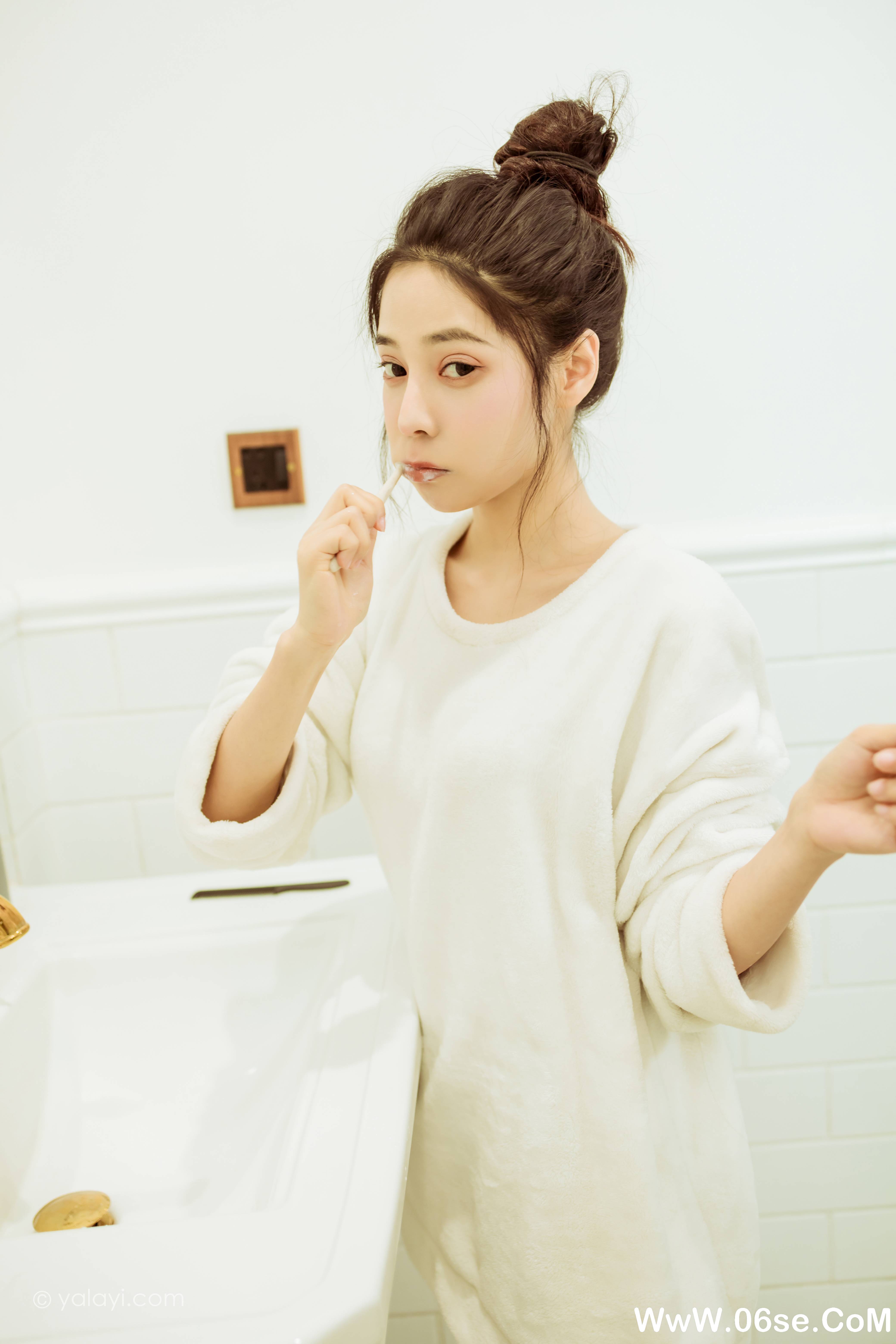 图片[30]-[YALAYI雅拉伊] 2022.03.02 NO.898 诗咏《恋爱日常》[40+1P362M]-六色网