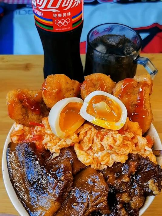 梅菜扣肉加西红柿炒鸡蛋预制菜 盒饭 盒饭小王子 梅菜扣肉