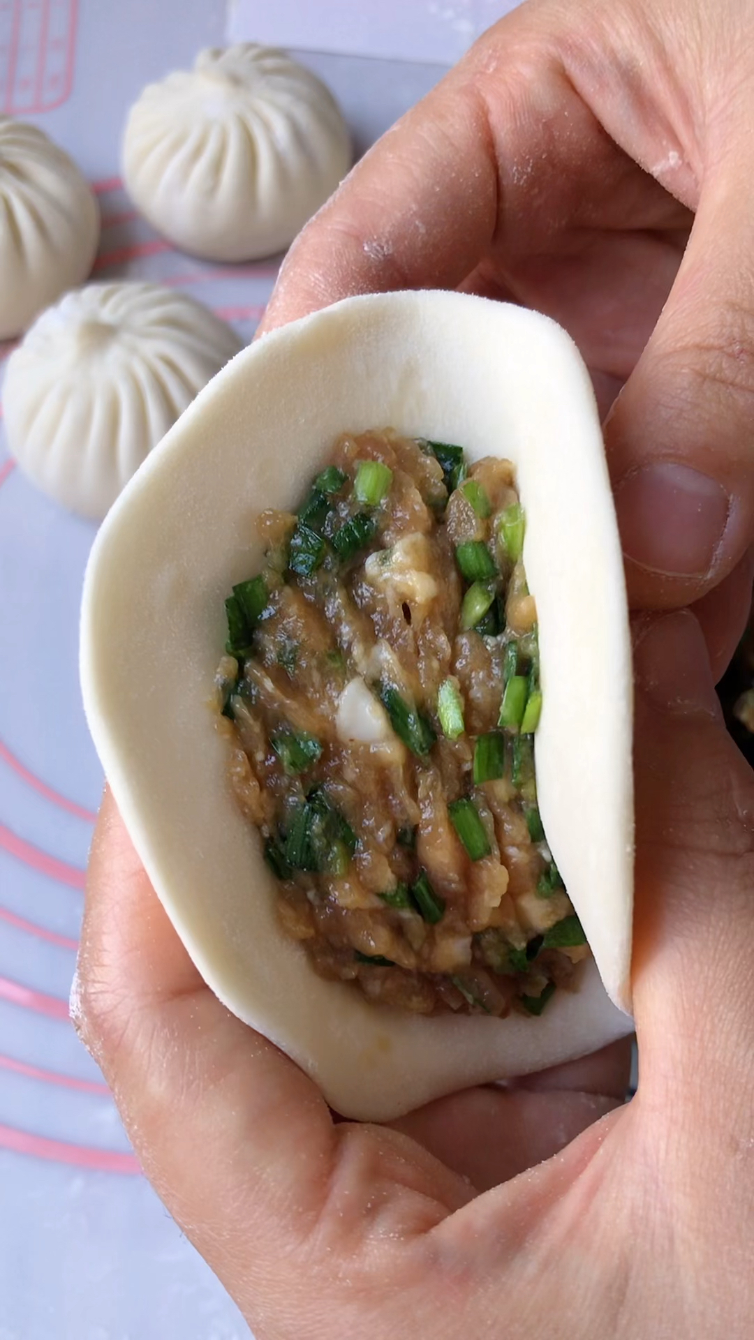 包包子手法教程,麦穗包手法慢动作视频
