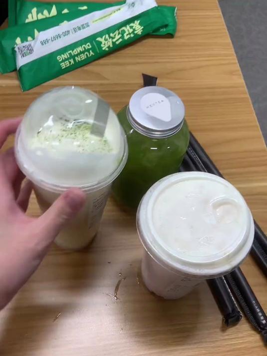被奶茶淹没了 奶茶 霸王茶姬 喜茶 沪上阿姨 奈雪的茶