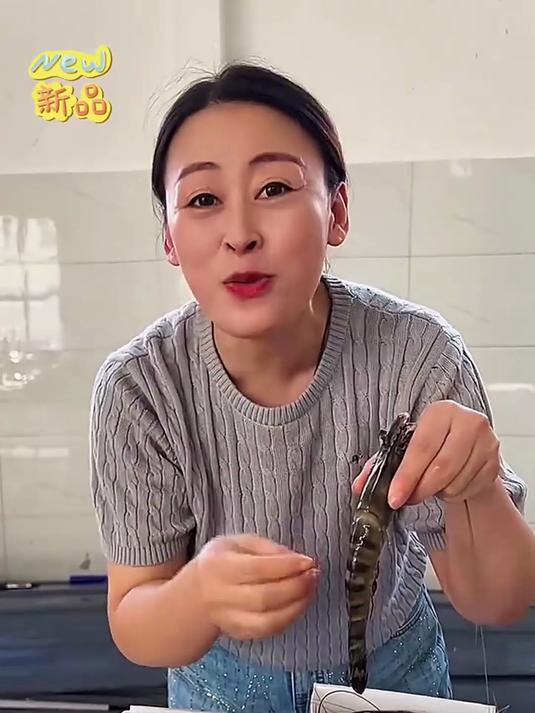 黑虎虾必囤!火锅涮虾 10 秒即熟,Q 弹鲜嫩!