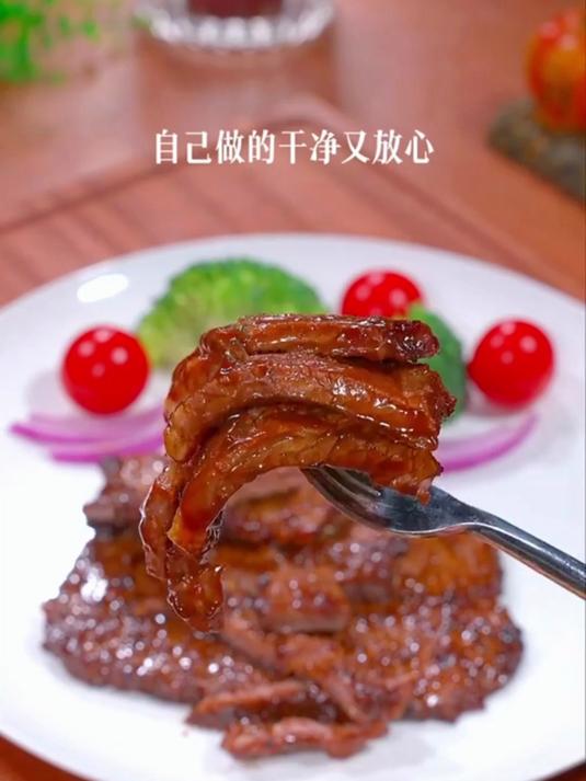 牛排的腌制方法 分享一个保姆级腌牛排的做法,老人小孩都爱吃