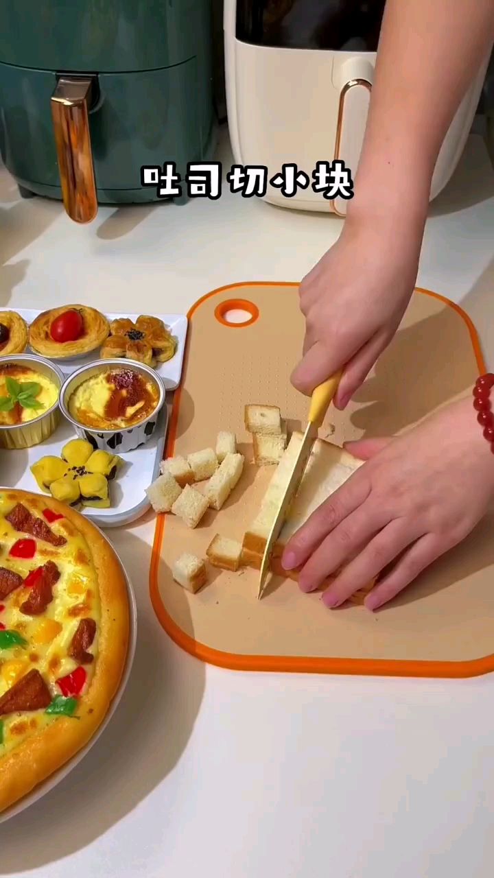 空气炸锅美食土司培根披萨,简单好做更好吃