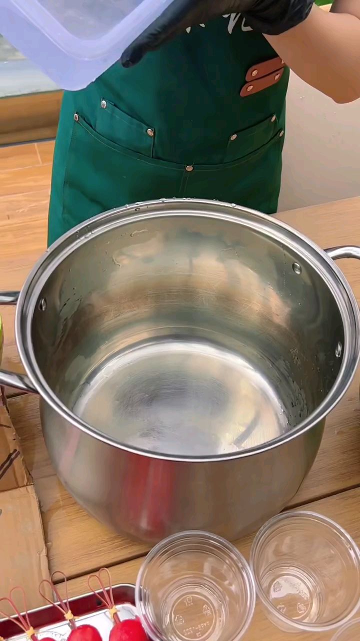 分享夏天必备美食,西瓜耶耶冻