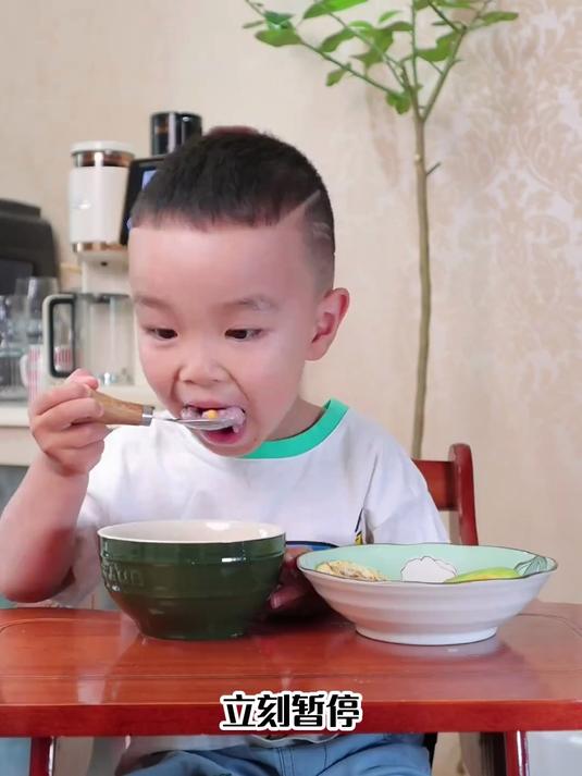 上班族减压餐！紫薯燕麦粥舒缓焦虑，身心放松