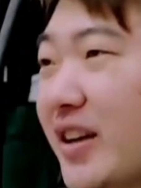 吴彤晒贾玲减肥食谱,快速瘦三十斤虽诱人,健康风险要当心