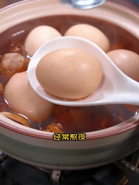 补气养血第一名!核桃壳煮鸡蛋,这道汤素颜也发光