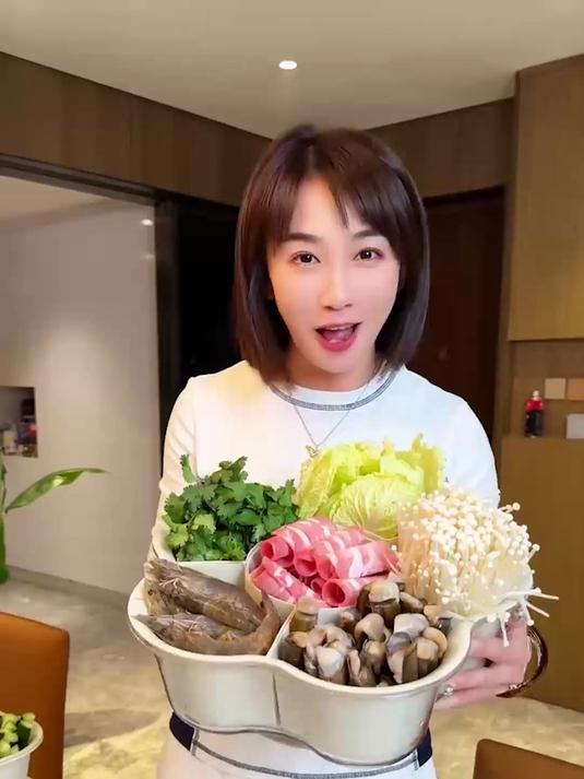 冬季吃火锅必备,旋转拼盘省空间,不用洗一堆盘子超方便!