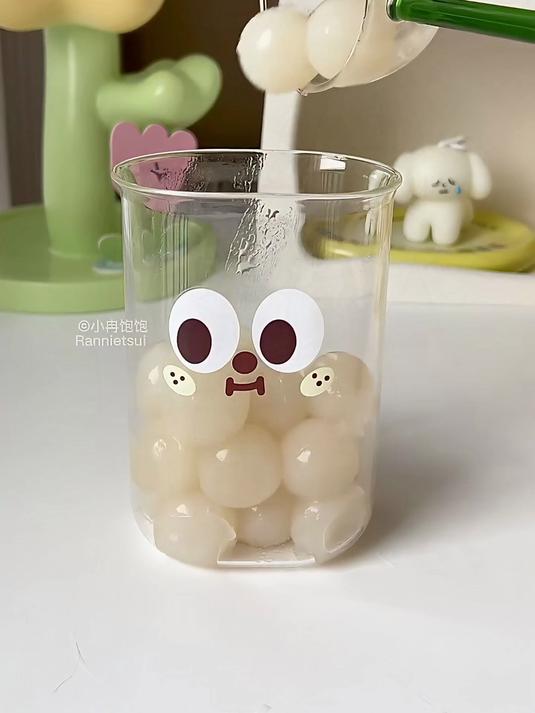 一不小心做出了这个秋秋蛋蛋的奶茶椰果冻