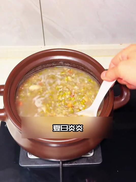 春季养生喝这个，莲子百合绿豆汤疏肝祛湿