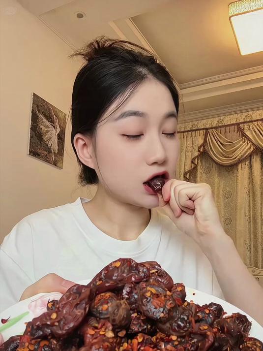 古法盐焗工艺鸡胗,富含铁元素易吸收,办公室的能量补充小能手!