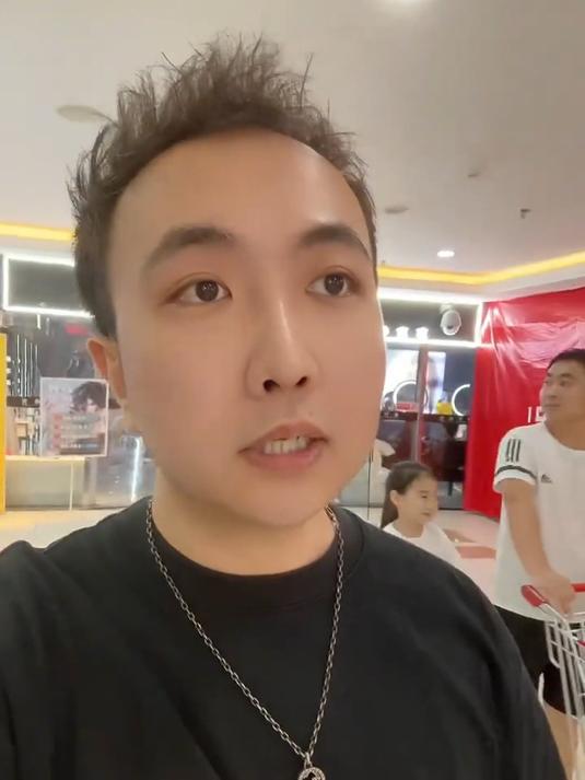 谁发明的“秋天第一杯奶茶”？这也算节日？