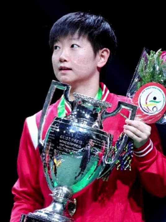 孙颖莎官宣新代言!原因曝光:与香飘飘的缘分竟藏了20年