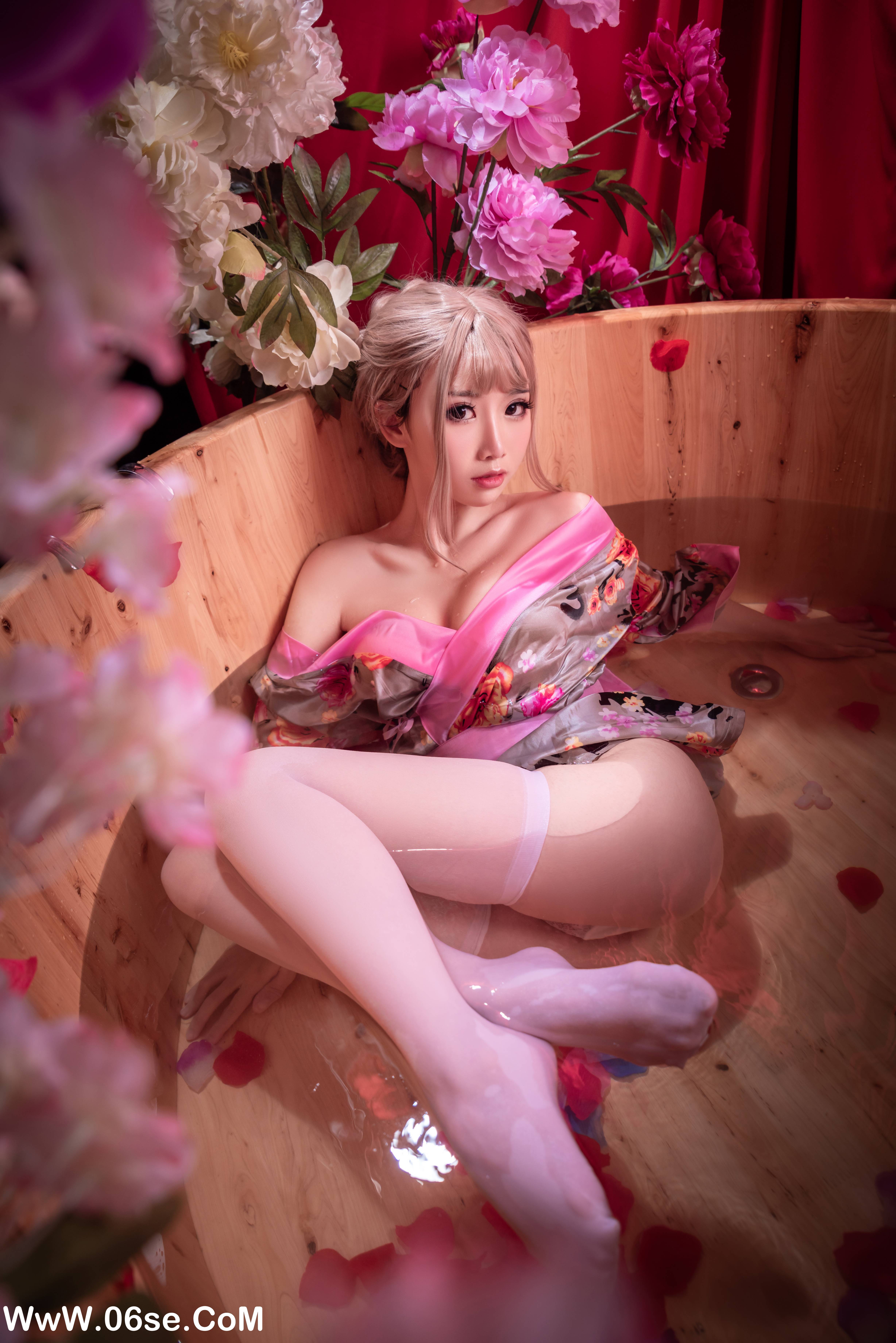 图片[18]-Coser面饼仙儿 NO.072 –  浴缸花香[18P265M]-六色网