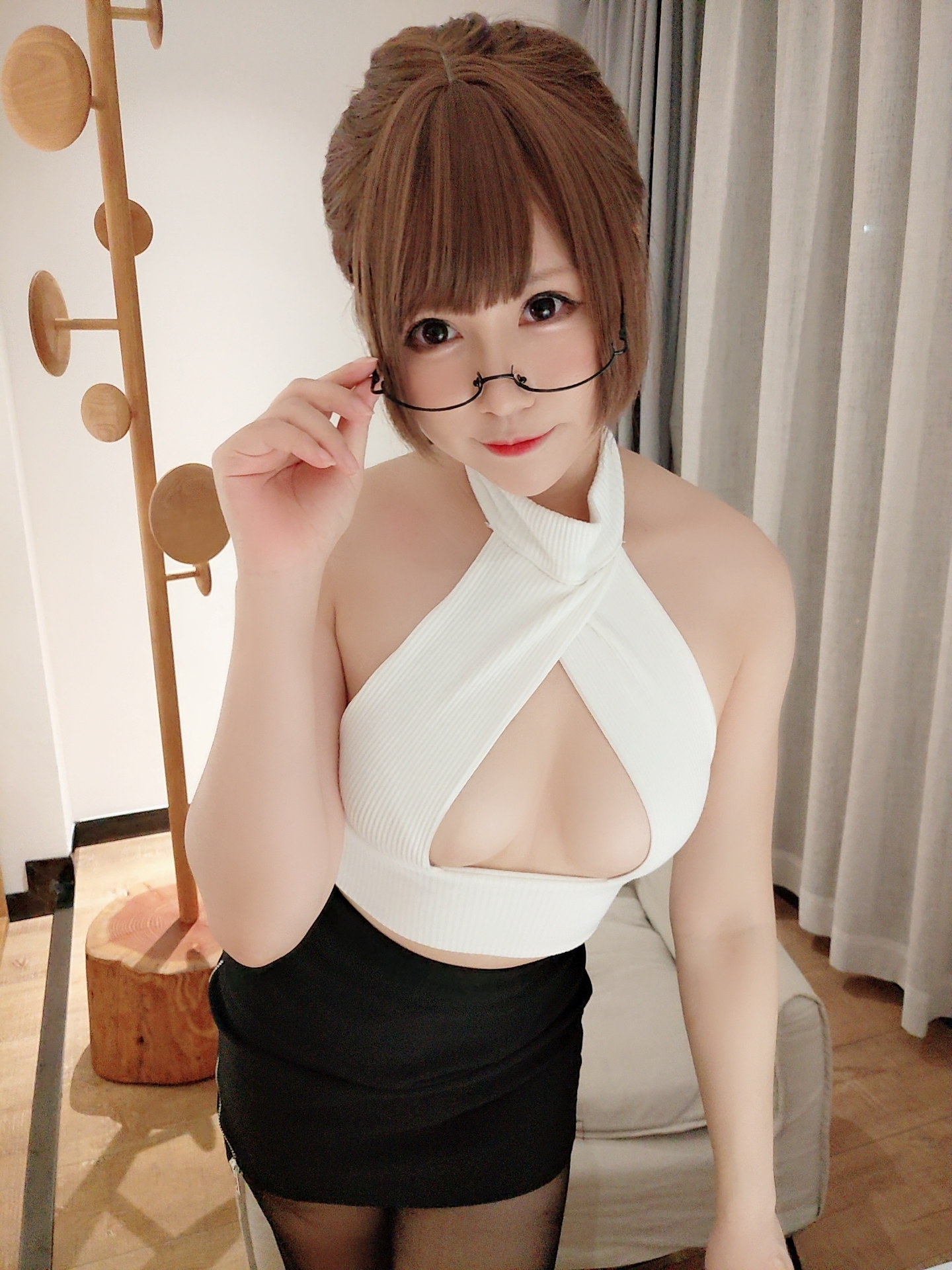 Nyako喵子 NO.023 - 开胸黑丝[18P28M]-六色网