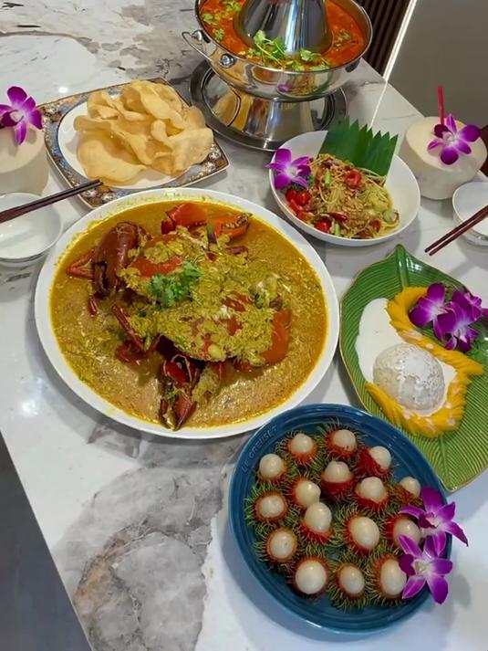 今天帮老公做了全桌泰国菜,让他不用出国门也能享受到