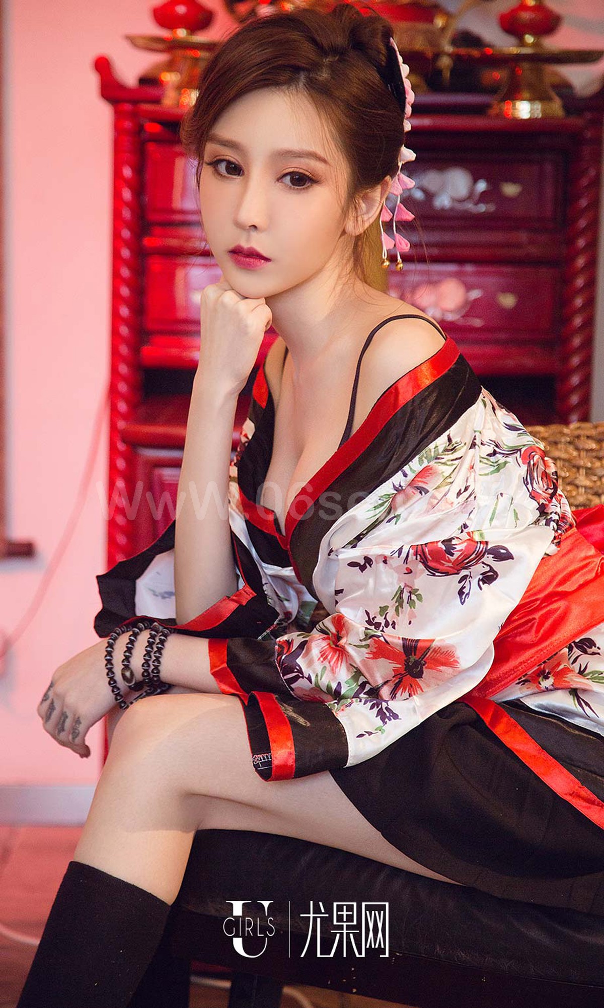 图片[12]-[Ugirls爱尤物] No.1321  Xuan Chen (萱宸) & Jin Zi Lin (金梓林) & 兔子-六色网