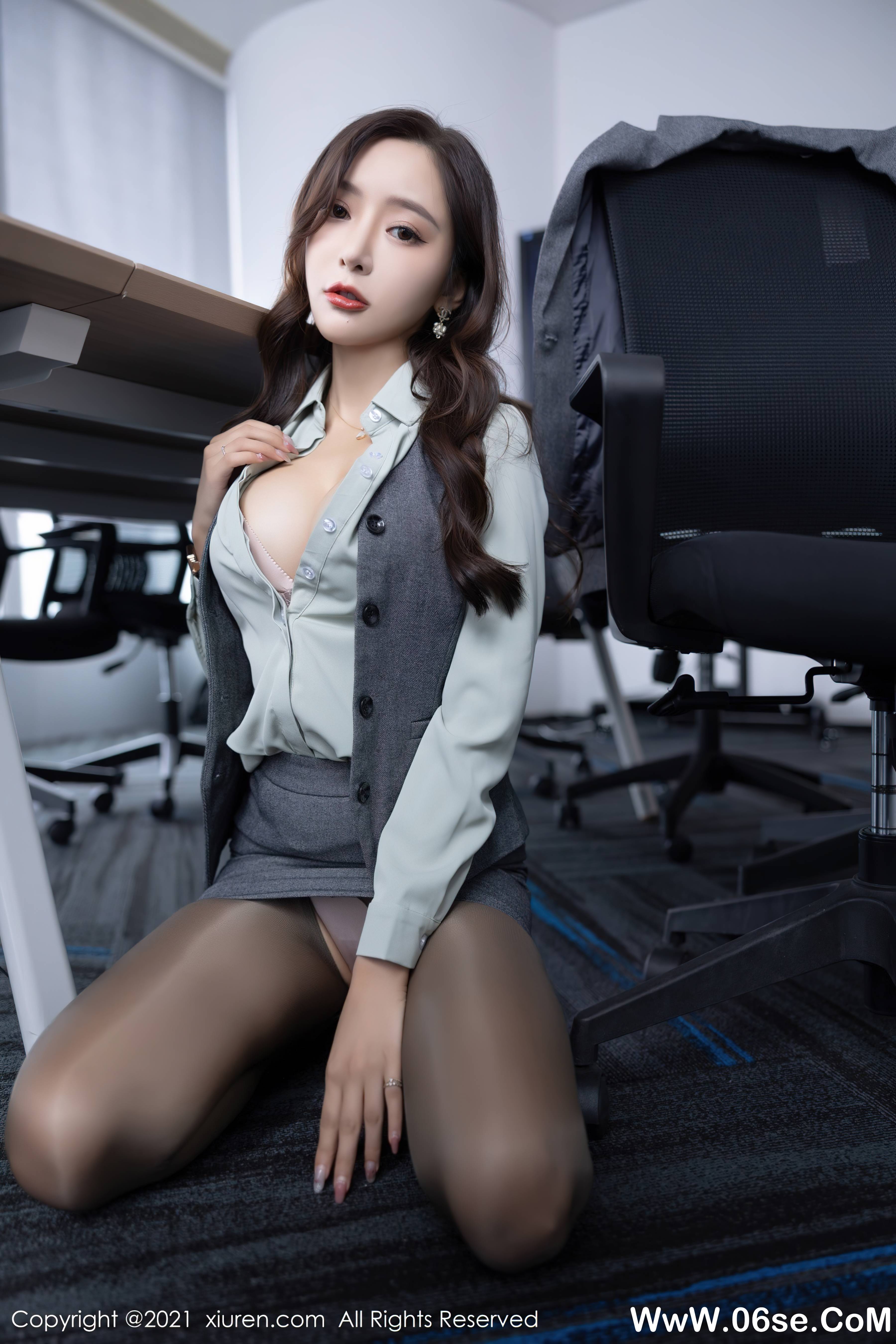 图片[39]-[XIUREN秀人网] 2021.11.22 NO.4251 王馨瑶[80+1P715M]-六色网