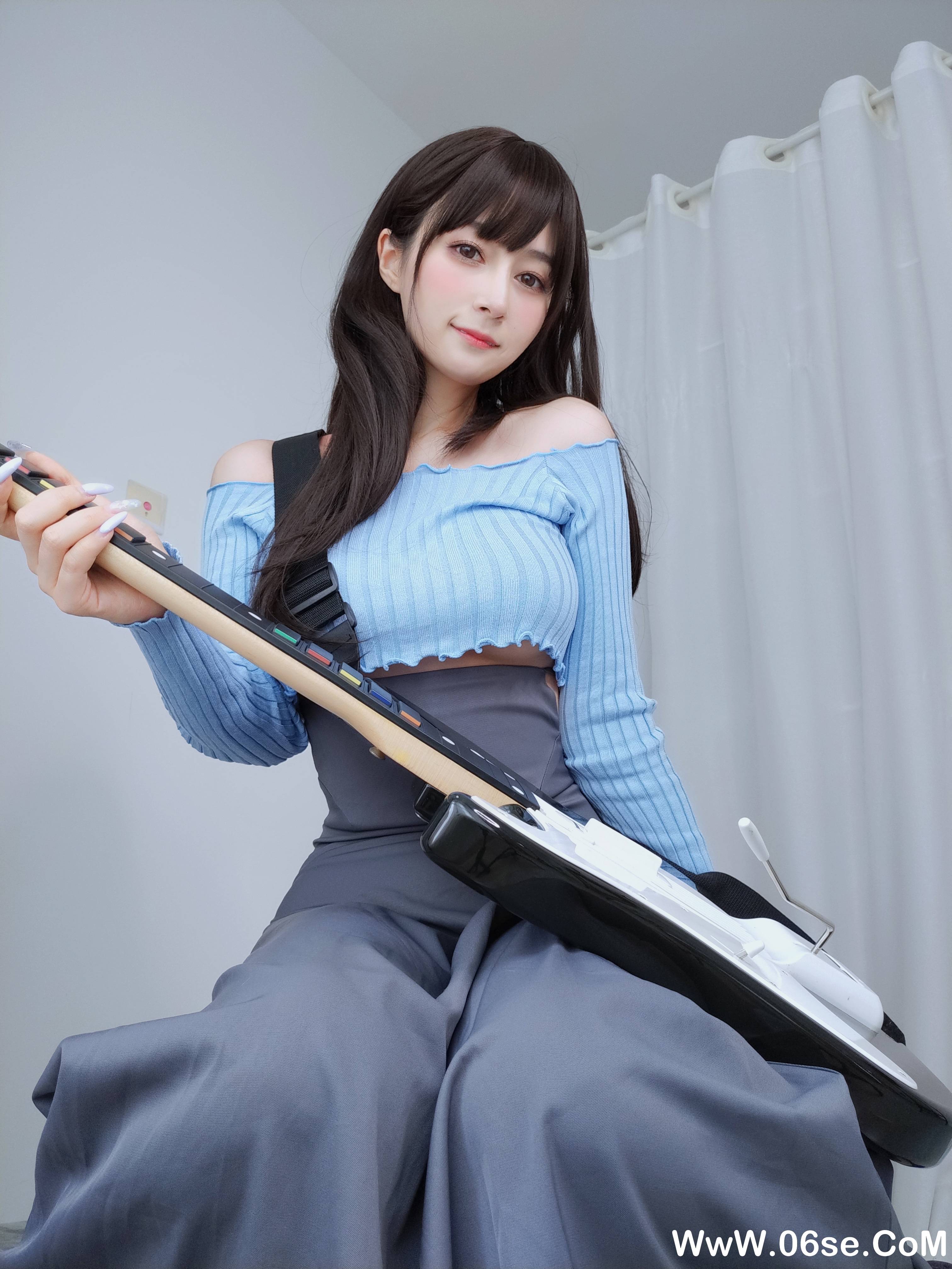 图片[81]-Coser小姐姐白银 NO.093 – 吉他妹妹 [164P888M]-六色网