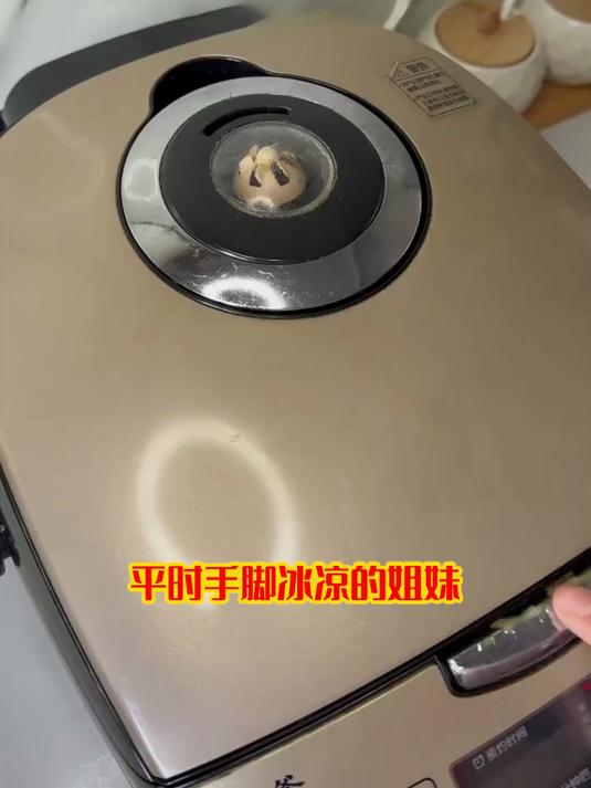 一碗莲藕山药排骨汤，养出好状态