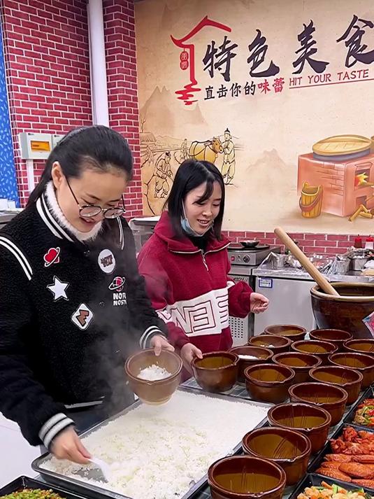 我们家的擂椒拌饭,堂食外卖两手抓,小店不大全是回头客~