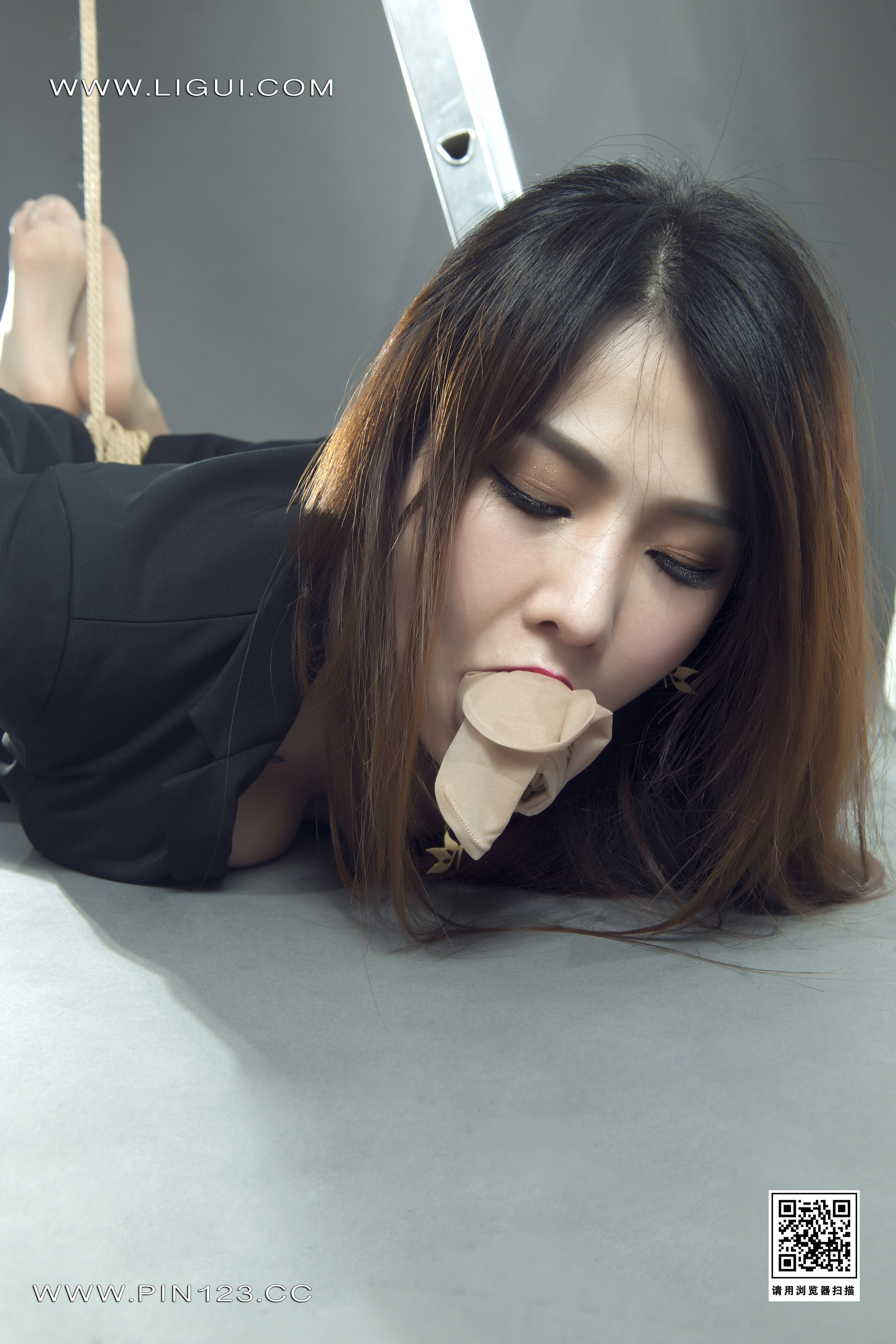 图片[53]-[Ligui丽柜] 2022.06.09《紧缚职女》文静-六色网