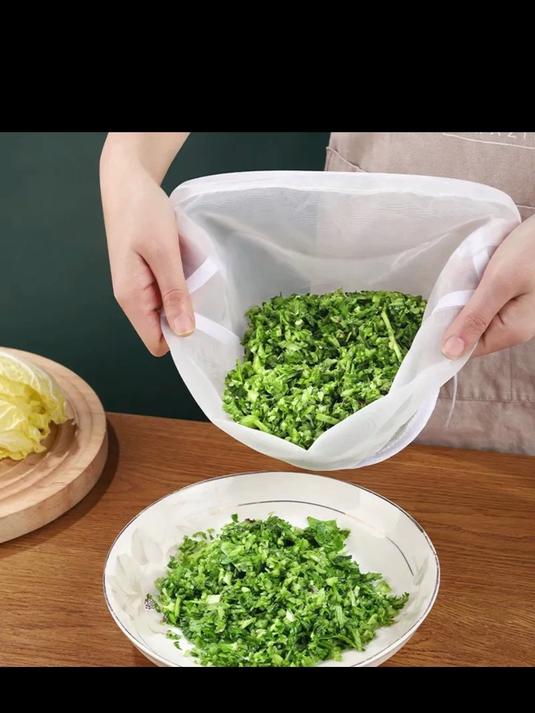 抢 3 个!元宝菜馅挤水器,挤水过滤两用,厨房必备!