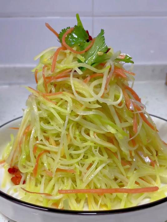 佛手瓜膳食纤维多,促进消化,肠胃不好的人别错过!