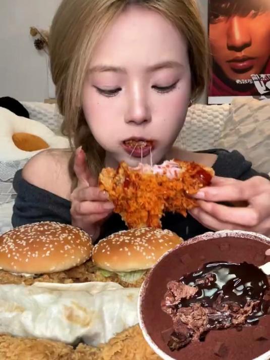 KFC巨大的桶!生巧流心脆珠慕斯大蛋糕我超爱