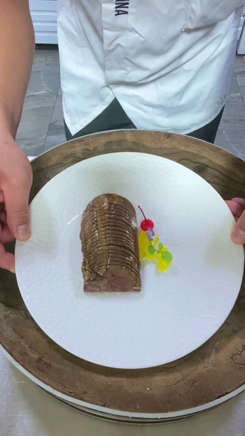 酱牛肉如何摆盘