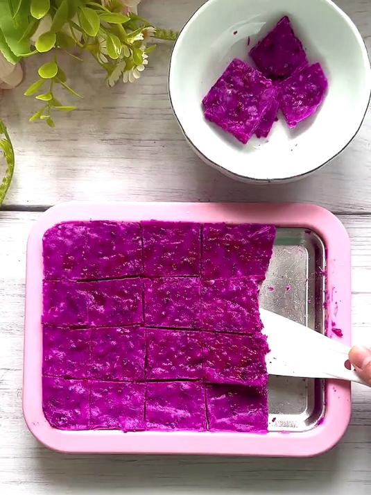 自制的炒冰自由,想吃什么可以炒什么,太牛了