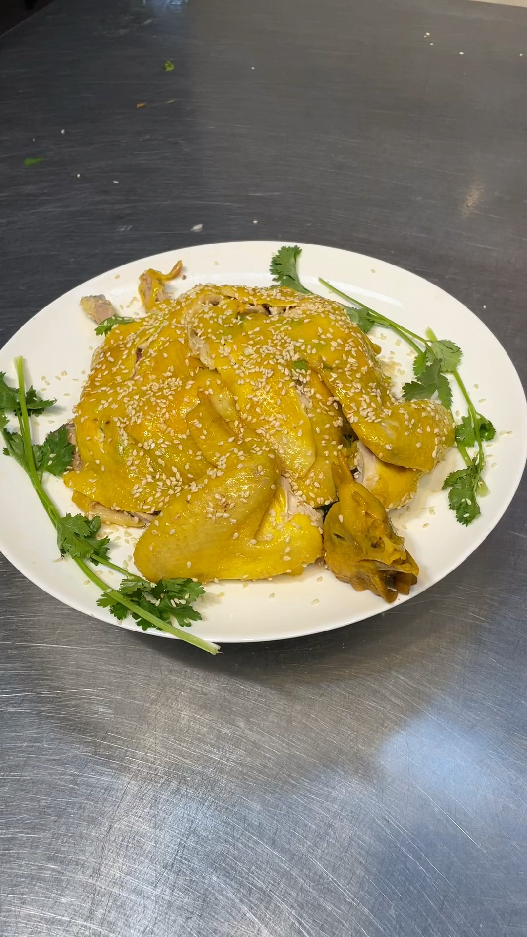 脆皮手撕鸡的制作流程和摆盘教程,操作简单,适合新手操作!