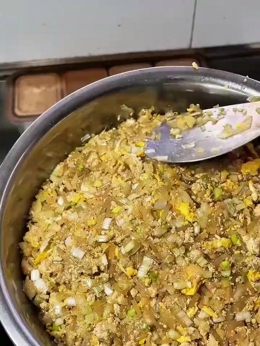 不喜欢吃肉的一定要试试这个白萝卜素馅饺子！#美食分享#