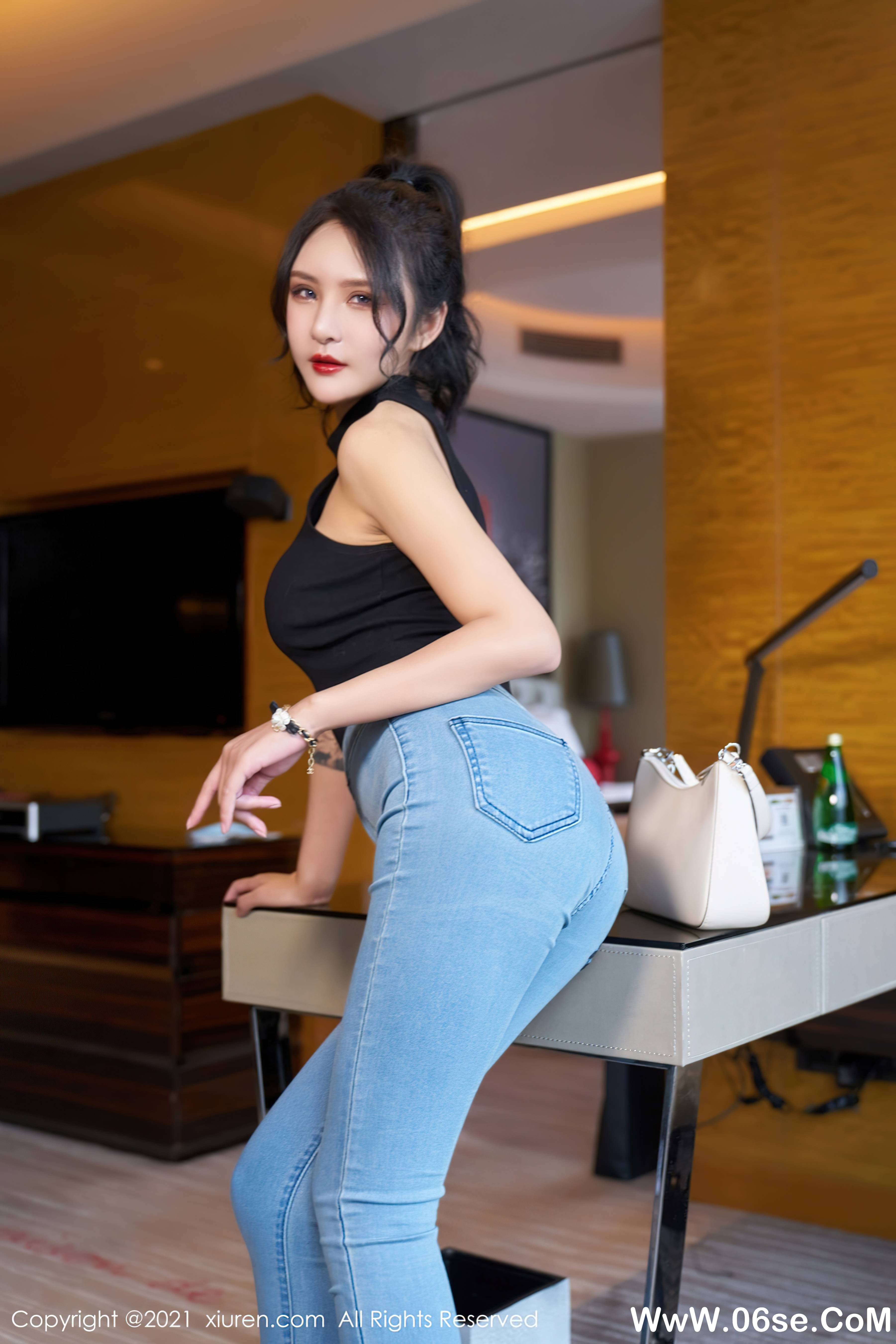 图片[13]-[XIUREN秀人网] 2021.09.22 No.3976 Emily尹菲[72+1P805M]-六色网