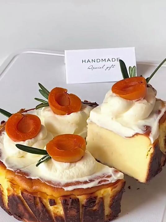 巴斯克芝士蛋糕浓郁细腻,一次成功超好吃