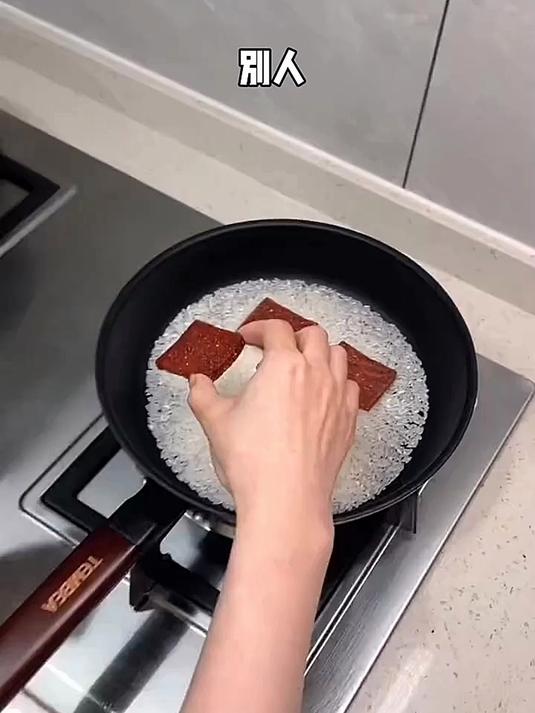 辣条炒饭这是什么灵魂搭配太香啦