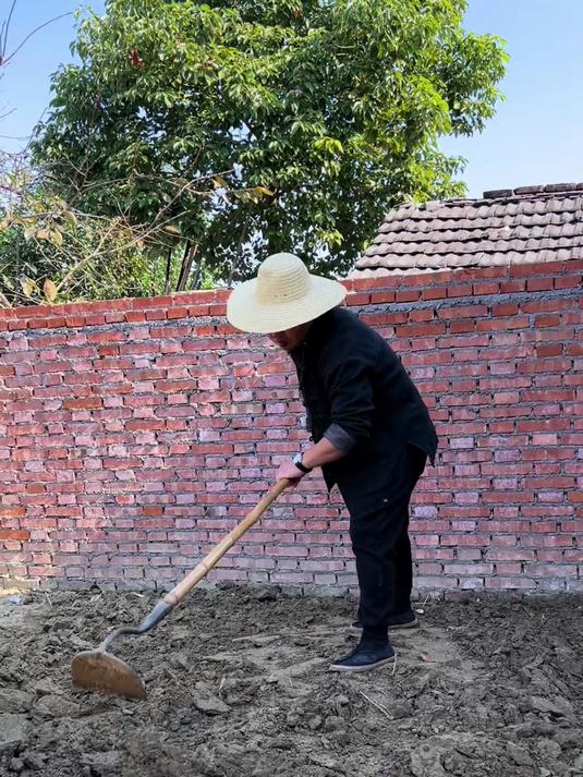 汤鲜味美的黄古鱼火锅